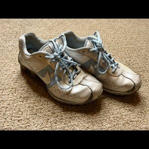 Women Nike Shox
